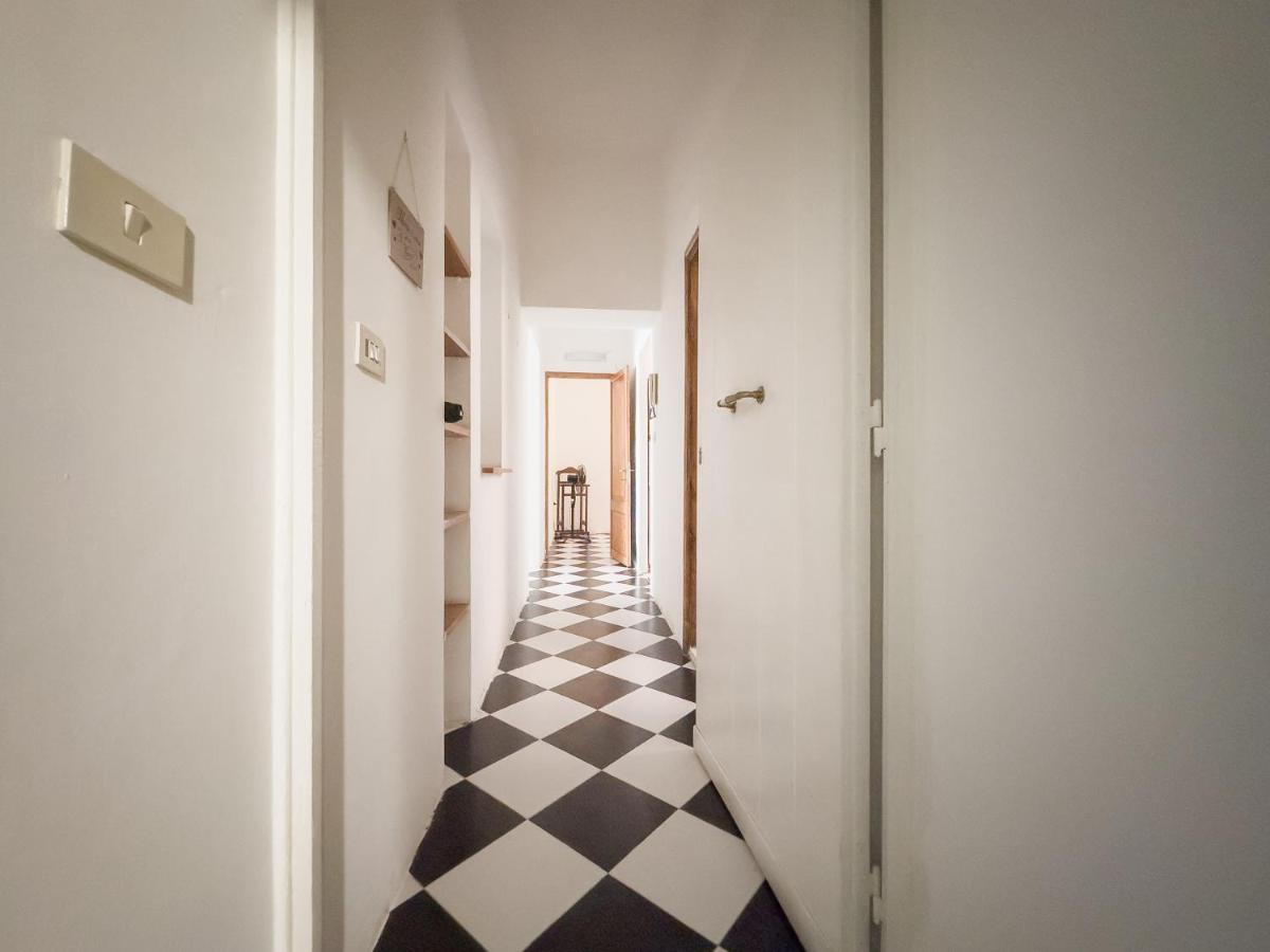 Domus Sant'Elena 2 Apartamento Roma Exterior foto